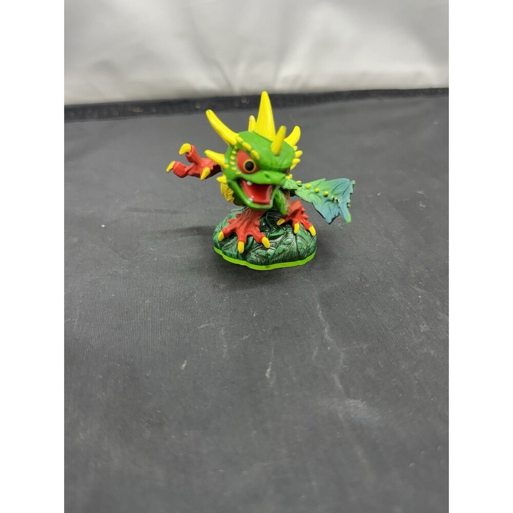 2011 Skylanders Spyros Adventures Camo Character Figure Activision